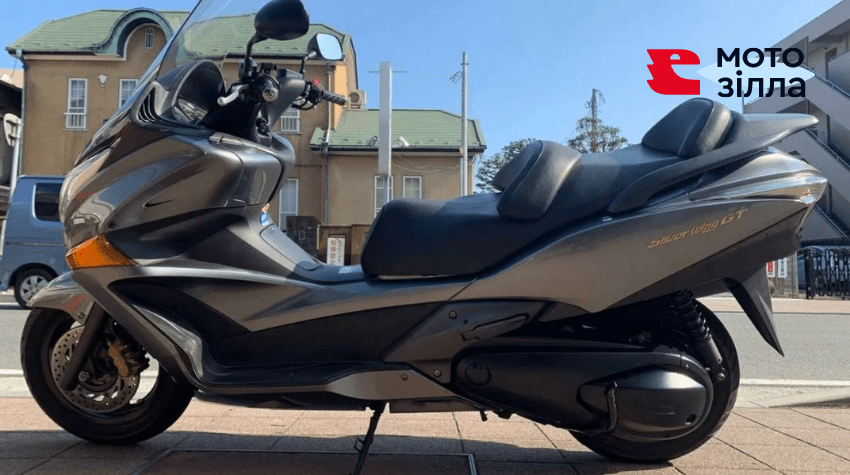 Скутер Honda Silver Wing 600