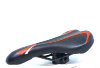 Седло велосипедное спортивное   (черное с красной полосой)   (mod TY-SD-7115)   KL